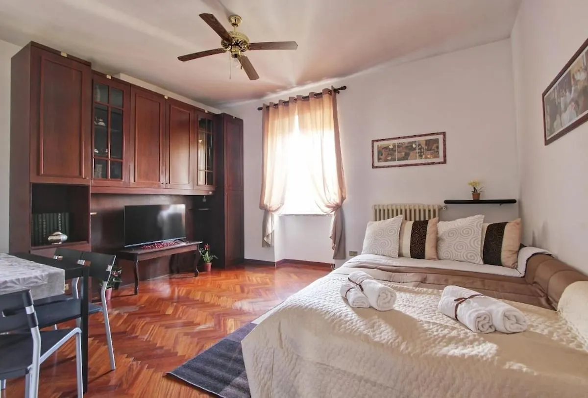Home Relax Appia San Giovanni Rome Apartment